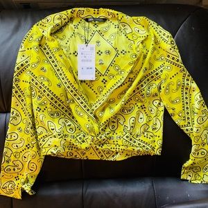 ZARA YELLOW CROPPED BANDANA PRINT TOP